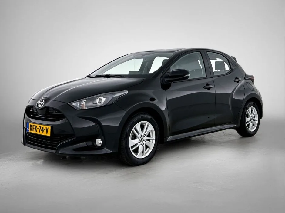 Toyota Yaris (2025) — foto 1
