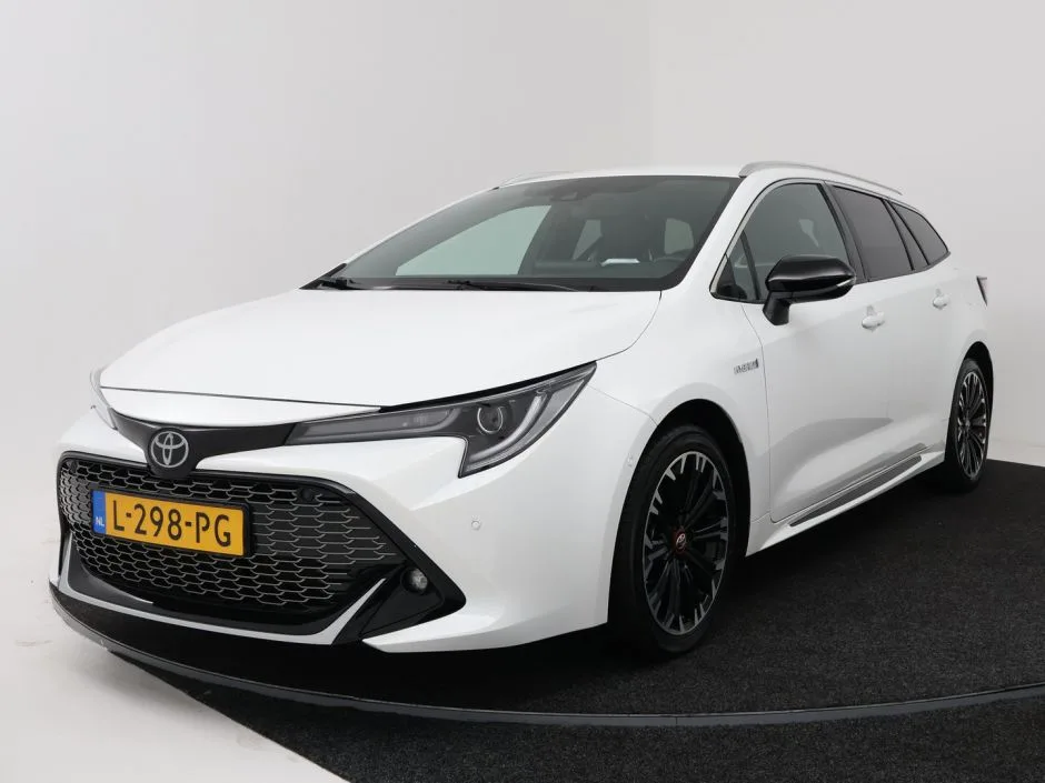 Toyota Corolla_Touring_Sports (2021) — foto 1