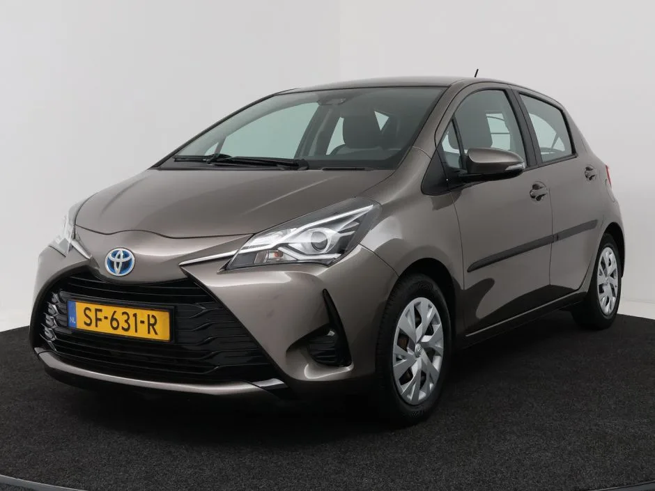 Toyota Yaris (2018) — foto 1