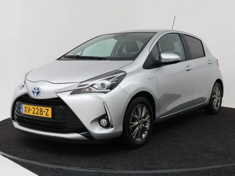 Toyota Yaris (2019) — foto 1