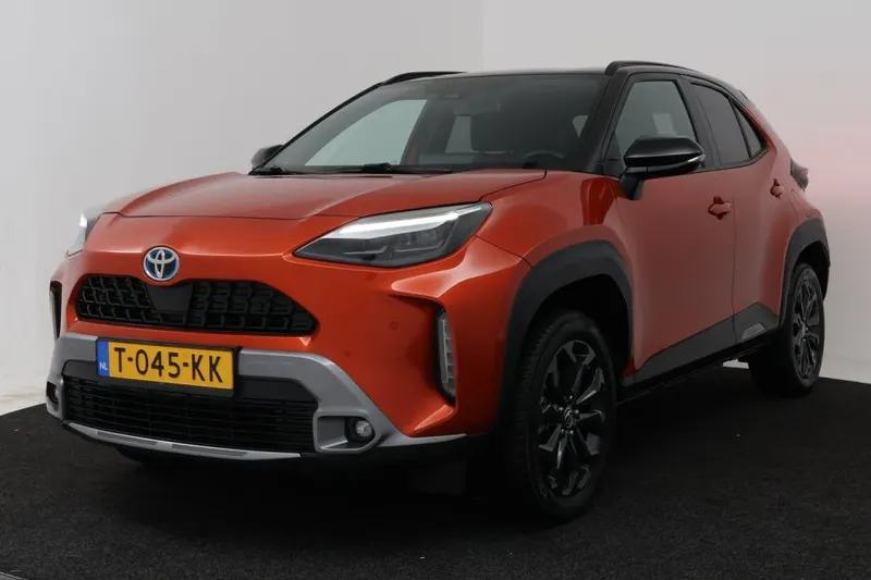 Toyota Yaris_Cross (2023)