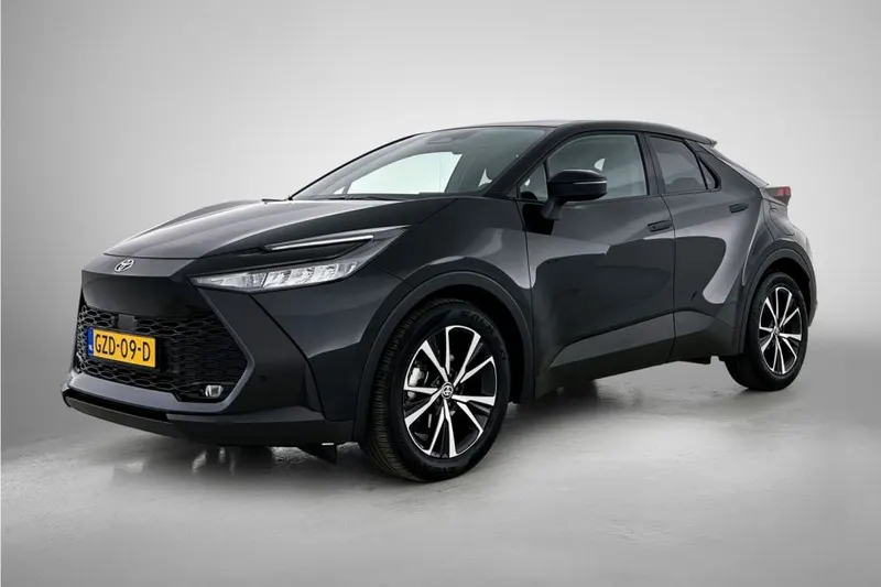 Toyota C-HR (2025)