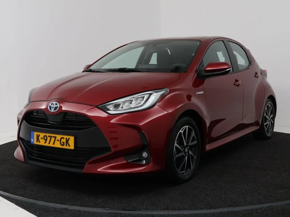 Toyota Yaris (2020) — foto 1
