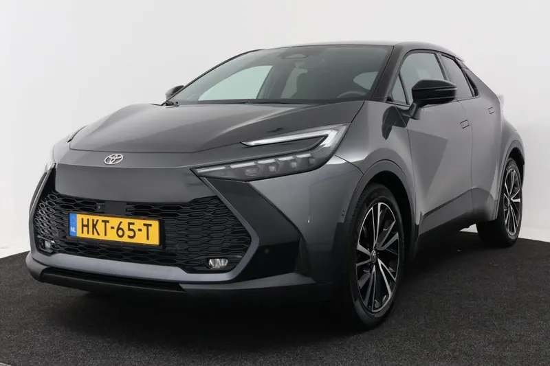 Toyota C-HR (2025)