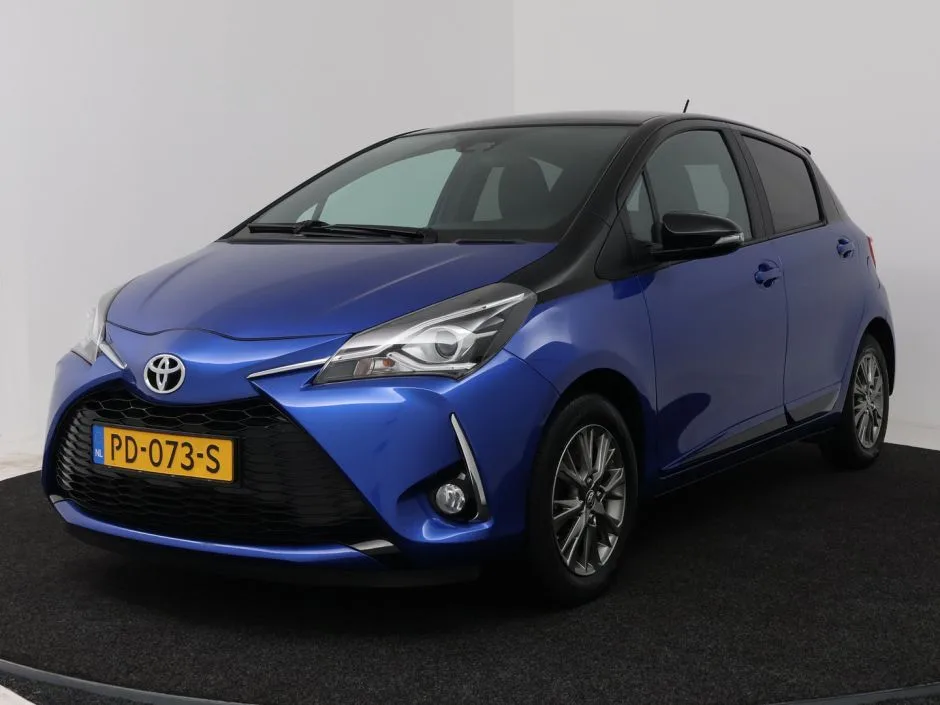 Toyota Yaris (2017) — foto 1