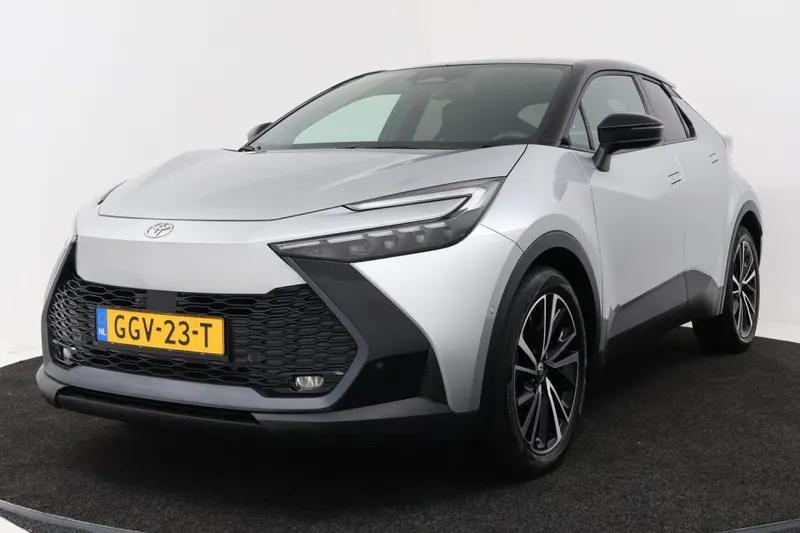 Toyota C-HR (2024)
