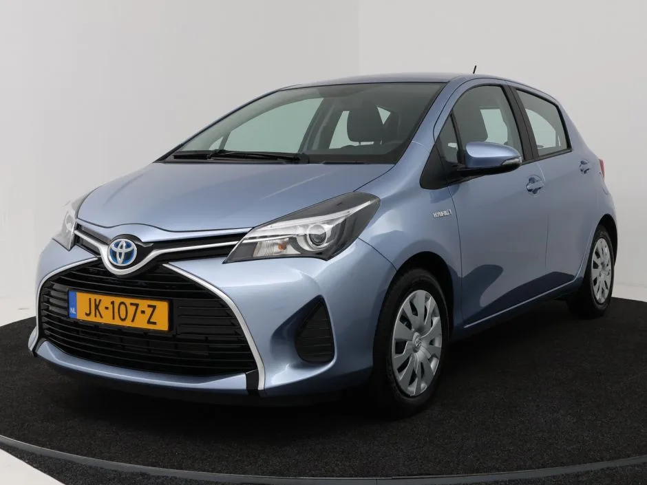 Toyota Yaris (2016) — foto 1