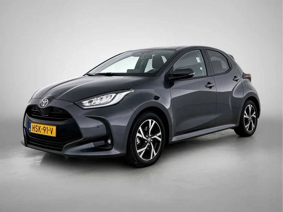 Toyota Yaris (2025) — foto 1