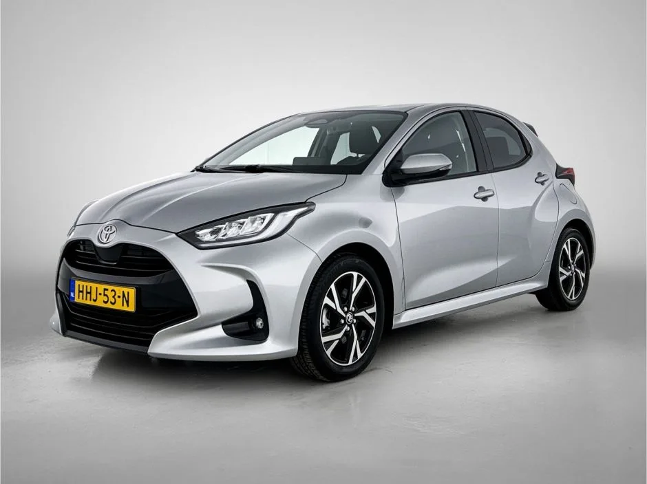 Toyota Yaris (2025) — foto 1