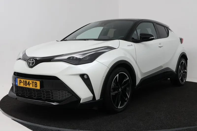 Toyota C-HR (2021)