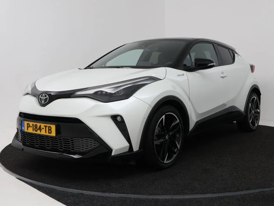 Toyota C-HR (2021) — foto 1
