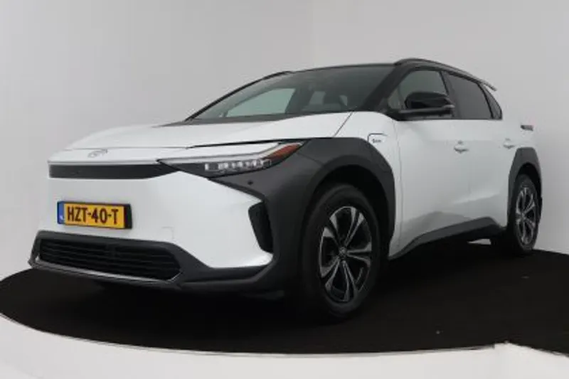 Toyota bZ4X (2025)