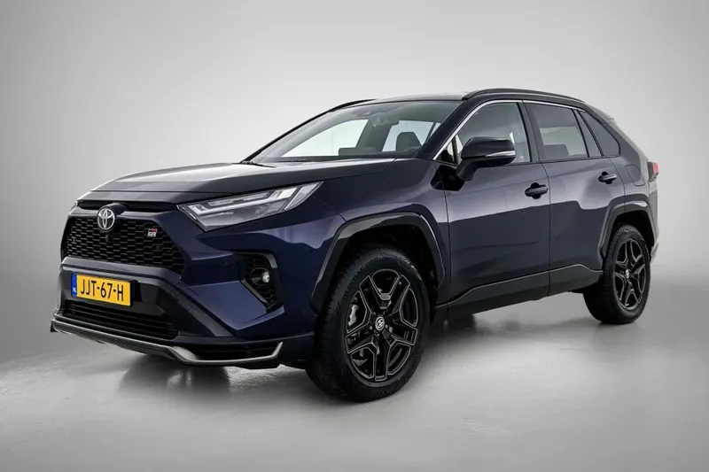 Toyota RAV4 (2025)
