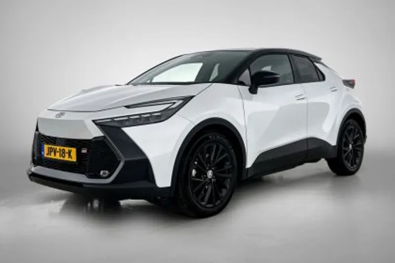 Toyota C-HR (2024)