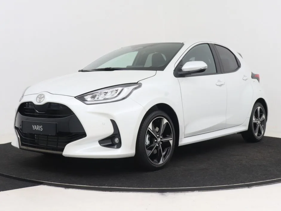 Toyota Yaris (2025) — foto 1