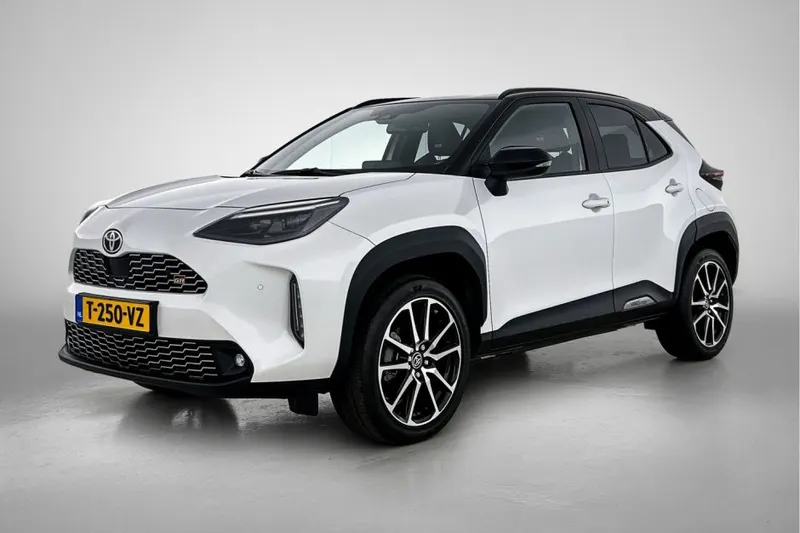 Toyota Yaris_Cross (2023)