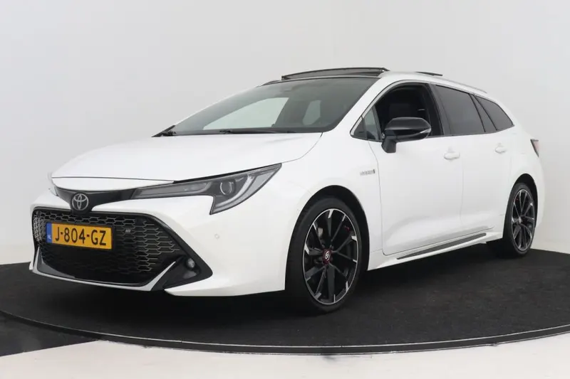 Toyota Corolla_Touring_Sports (2020)