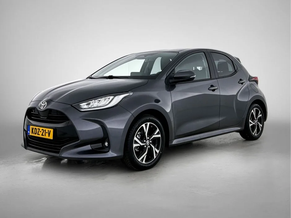 Toyota Yaris (2024) — foto 1