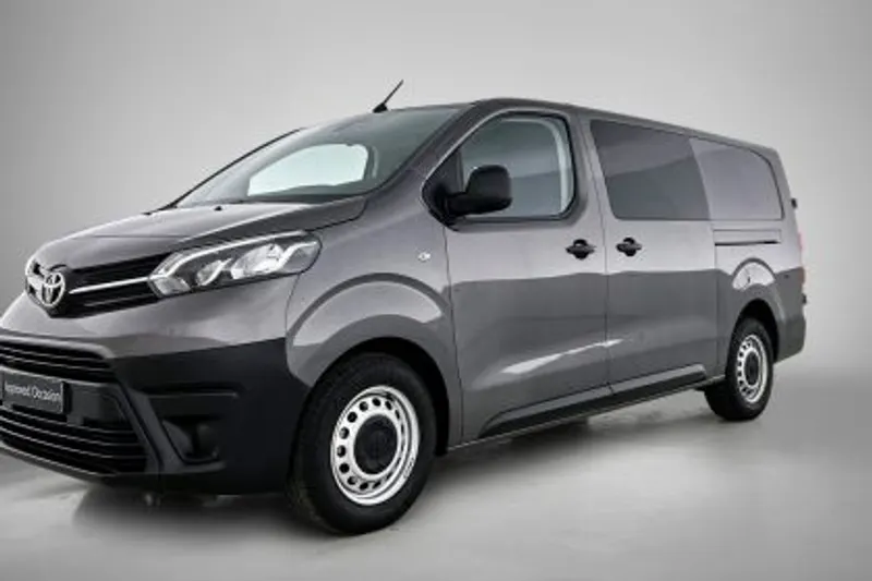 Toyota Proace (2024)