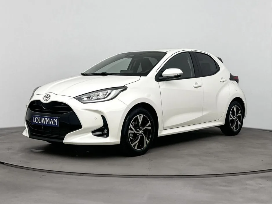 Toyota Yaris (2025) — foto 1