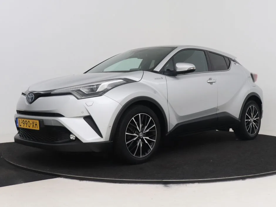 Toyota C-HR (2019) — foto 1