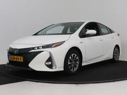 Toyota Prius (2018) — foto 1