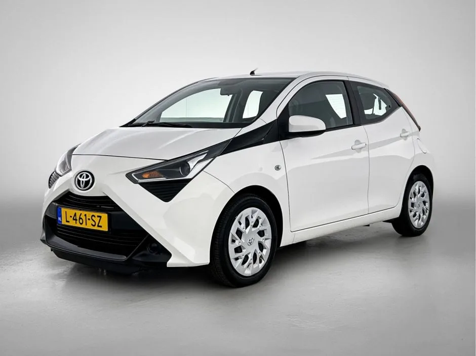 Toyota Aygo (2021) — foto 1