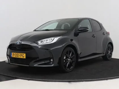 Toyota Yaris (2022) — foto 1