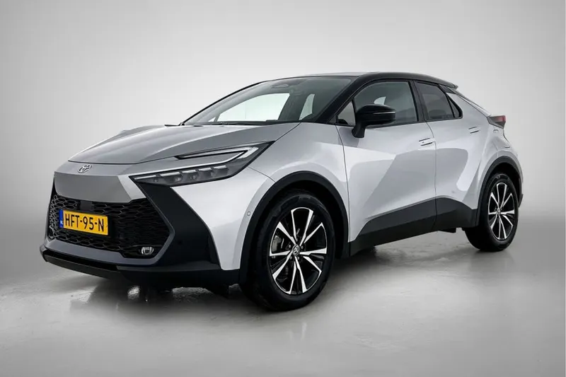 Toyota C-HR (2025)