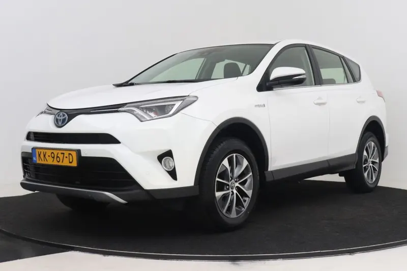 Toyota RAV4 (2016)