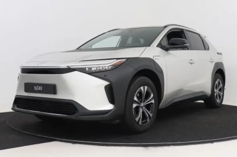 Toyota bZ4X (2025)