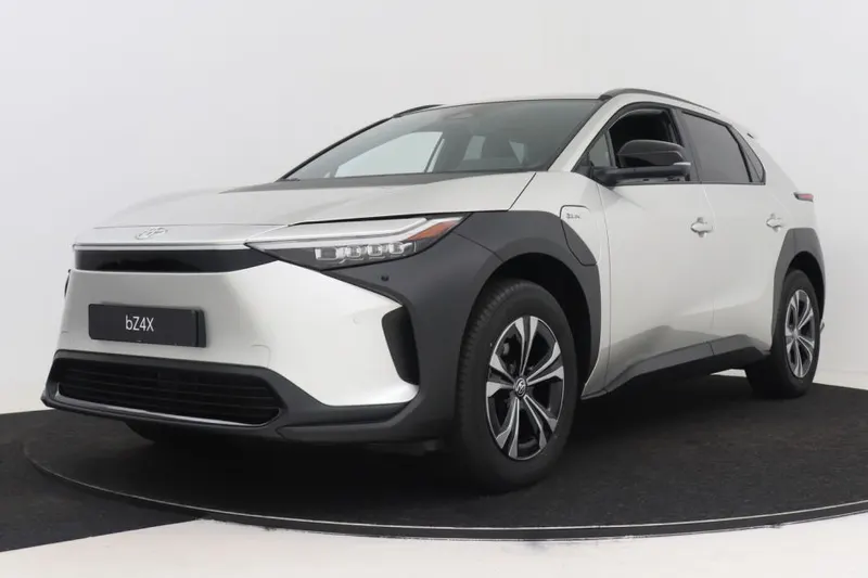 Toyota bZ4X (2025)