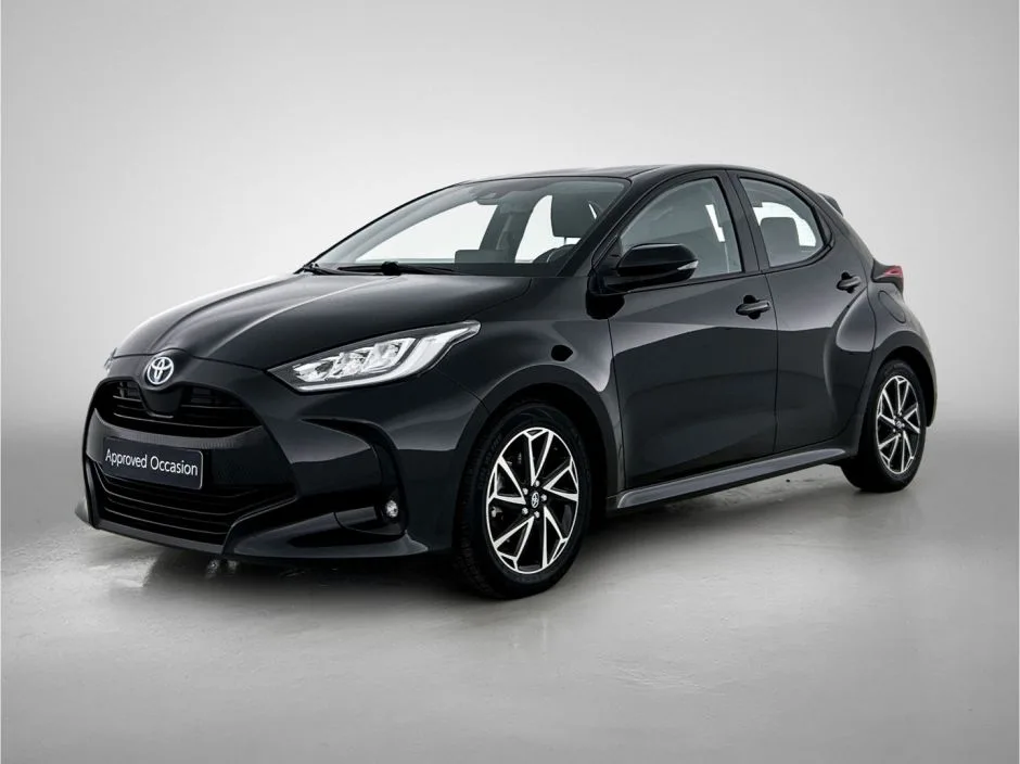Toyota Yaris (2022) — foto 1