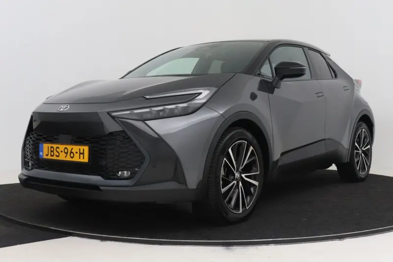 Toyota C-HR (2025)