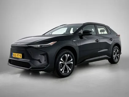 Toyota bZ4X (2025) — foto 1