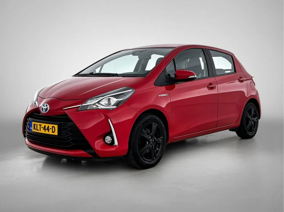 Toyota Yaris (2020) — foto 1