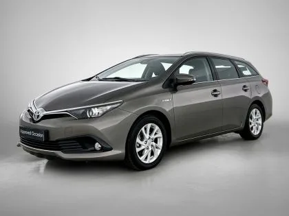 Toyota Auris (2018) — foto 1