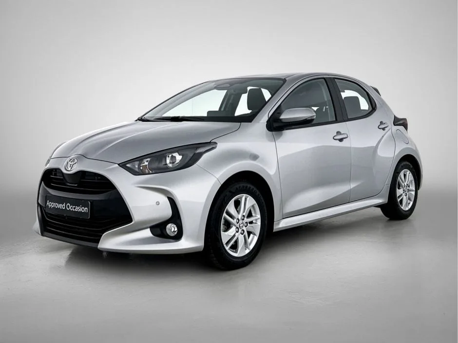 Toyota Yaris (2025) — foto 1