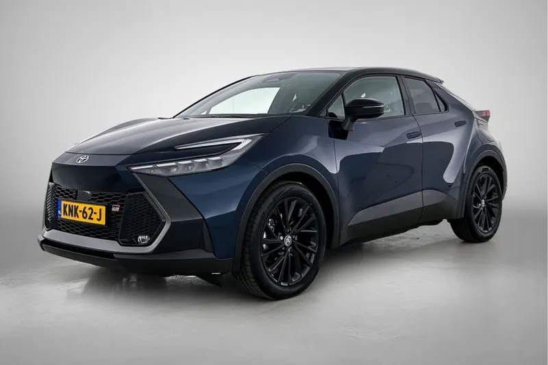 Toyota C-HR (2025)