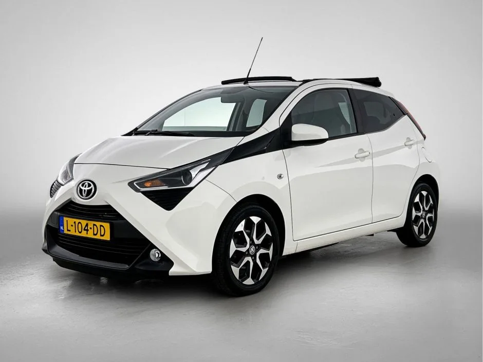 Toyota Aygo (2021) — foto 1