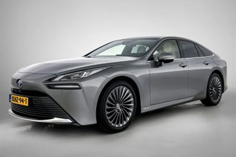 Toyota Mirai (2023)