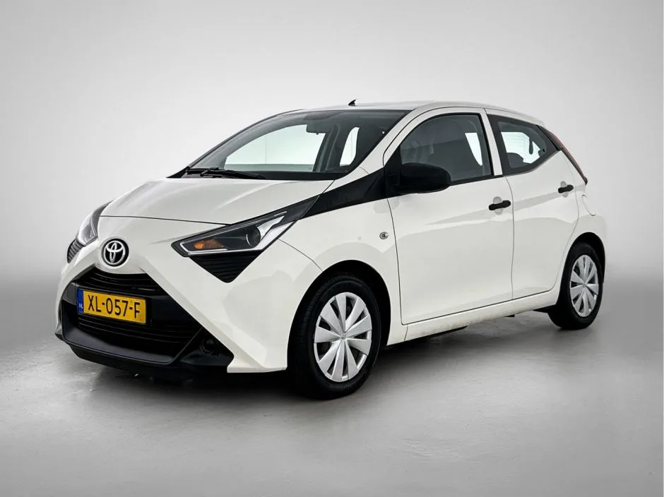 Toyota Aygo (2019) — foto 1
