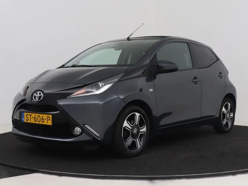 Toyota Aygo (2018) — foto 1