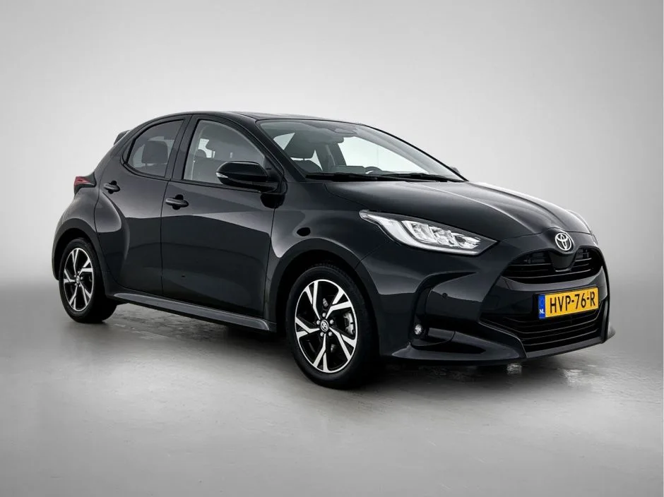 Toyota Yaris (2025) — foto 1