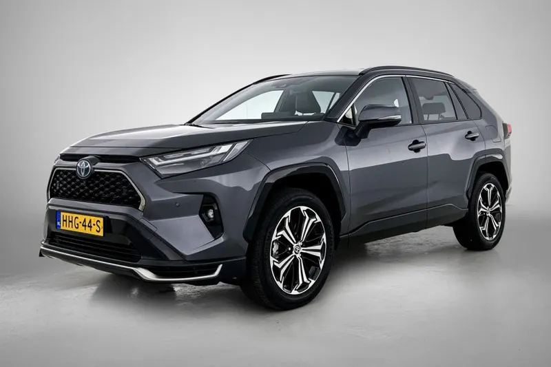 Toyota RAV4 (2025)