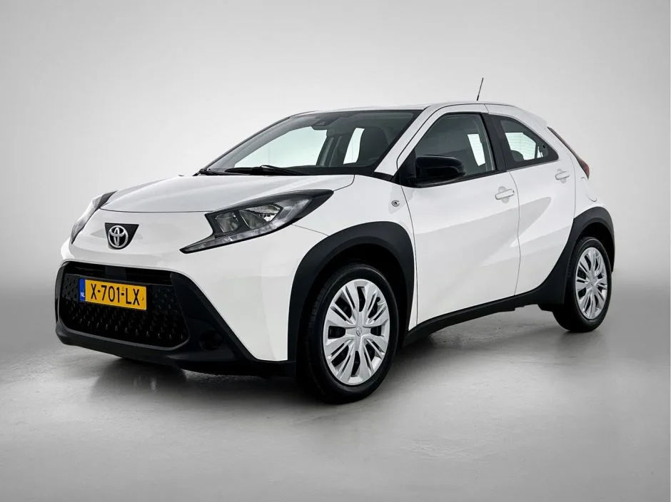Toyota Aygo (2023) — foto 1