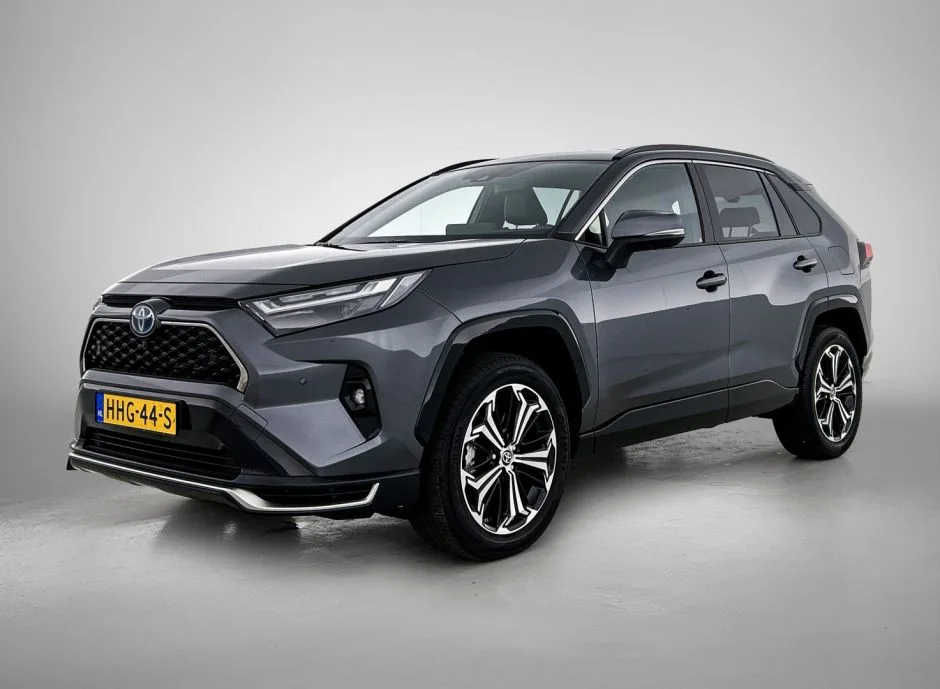 Toyota RAV4 (2025) — foto 1