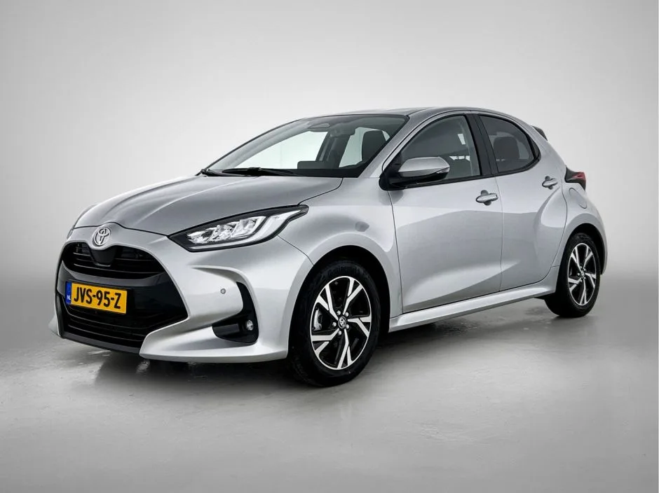 Toyota Yaris (2025) — foto 1