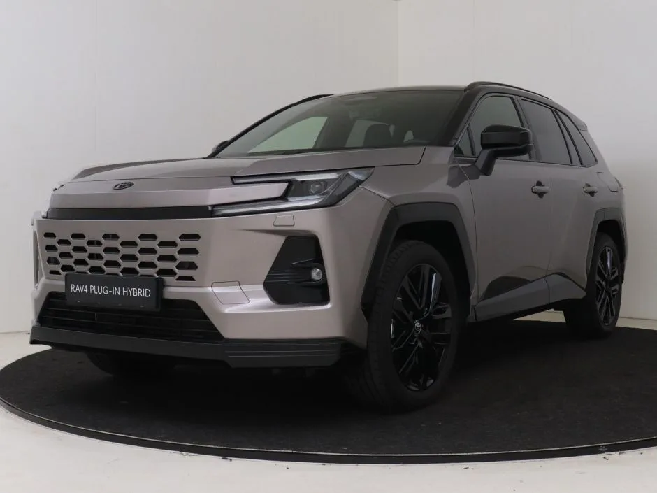 Toyota RAV4 (2026) — foto 1