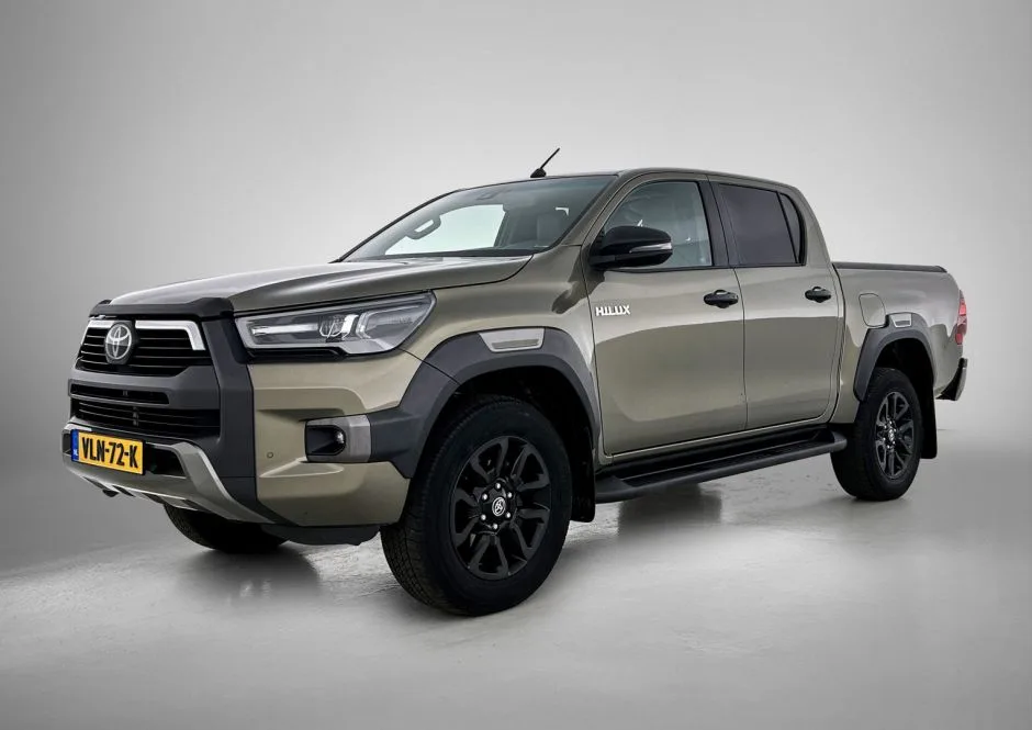 Toyota Hilux (2021) — foto 1